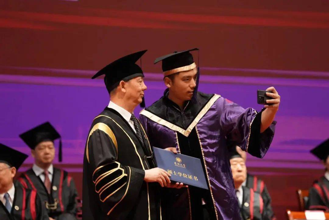深圳大学毕业证(深圳大学毕业证书图片)